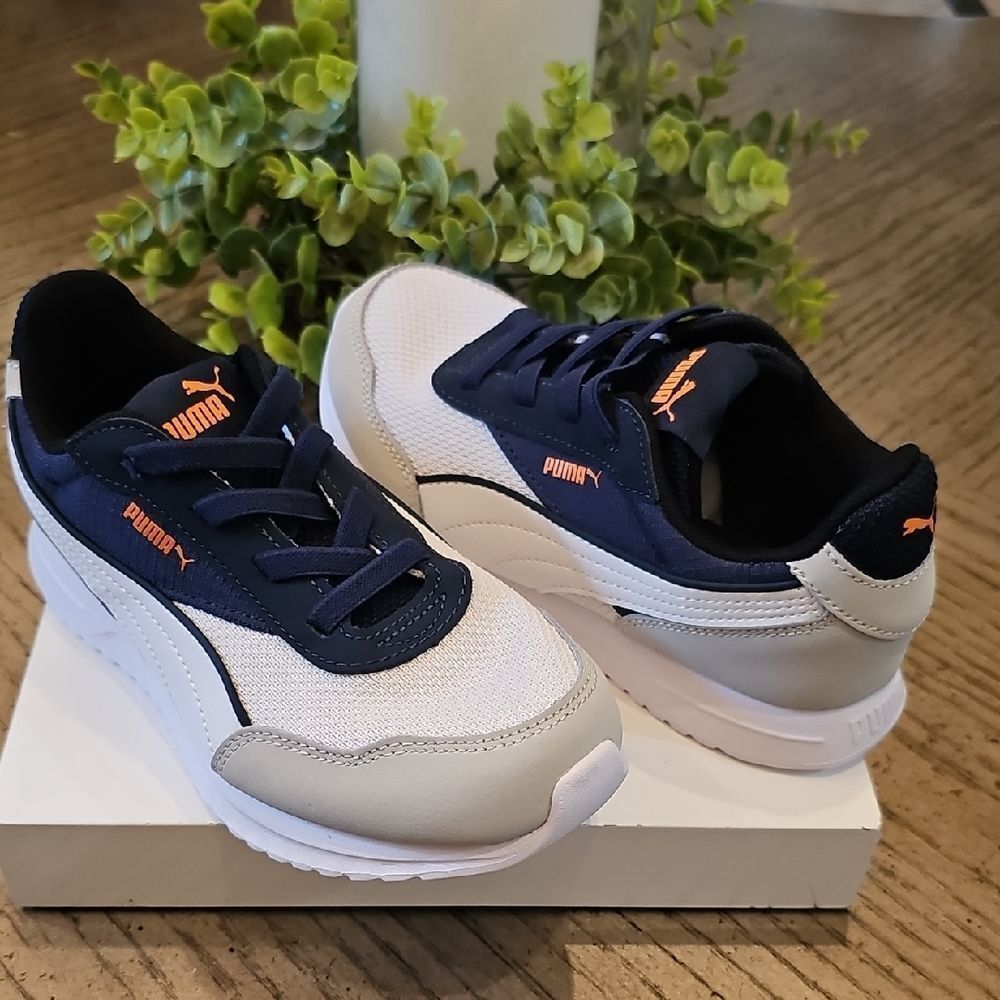 Puma Slip On Sneakers Nwot Size 3 Navy, White, And Orange